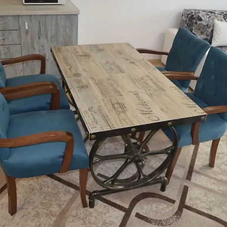 Luxury 86 In Carpe Vita Apartment