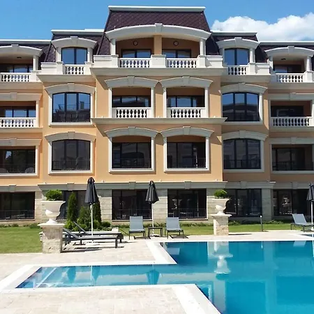 Luxury 86 In Carpe Vita Apartment